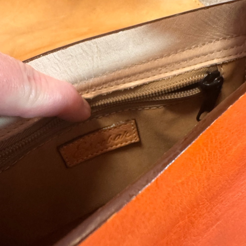 Handmade Brown Leather Cat Design Crossbody Bag - Picture 6 of 9